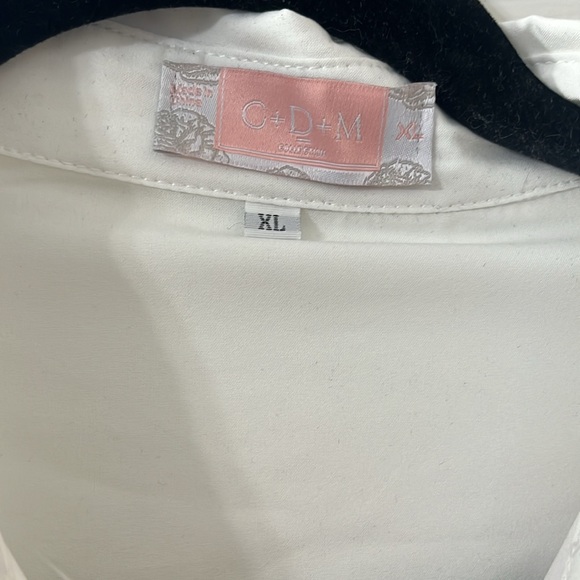 C+D+M Boutique Button Up with Leopard Pocket - Picture 3 of 4